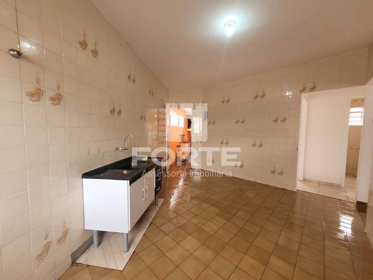 Casa à venda com 2 quartos, 125m² - Foto 5