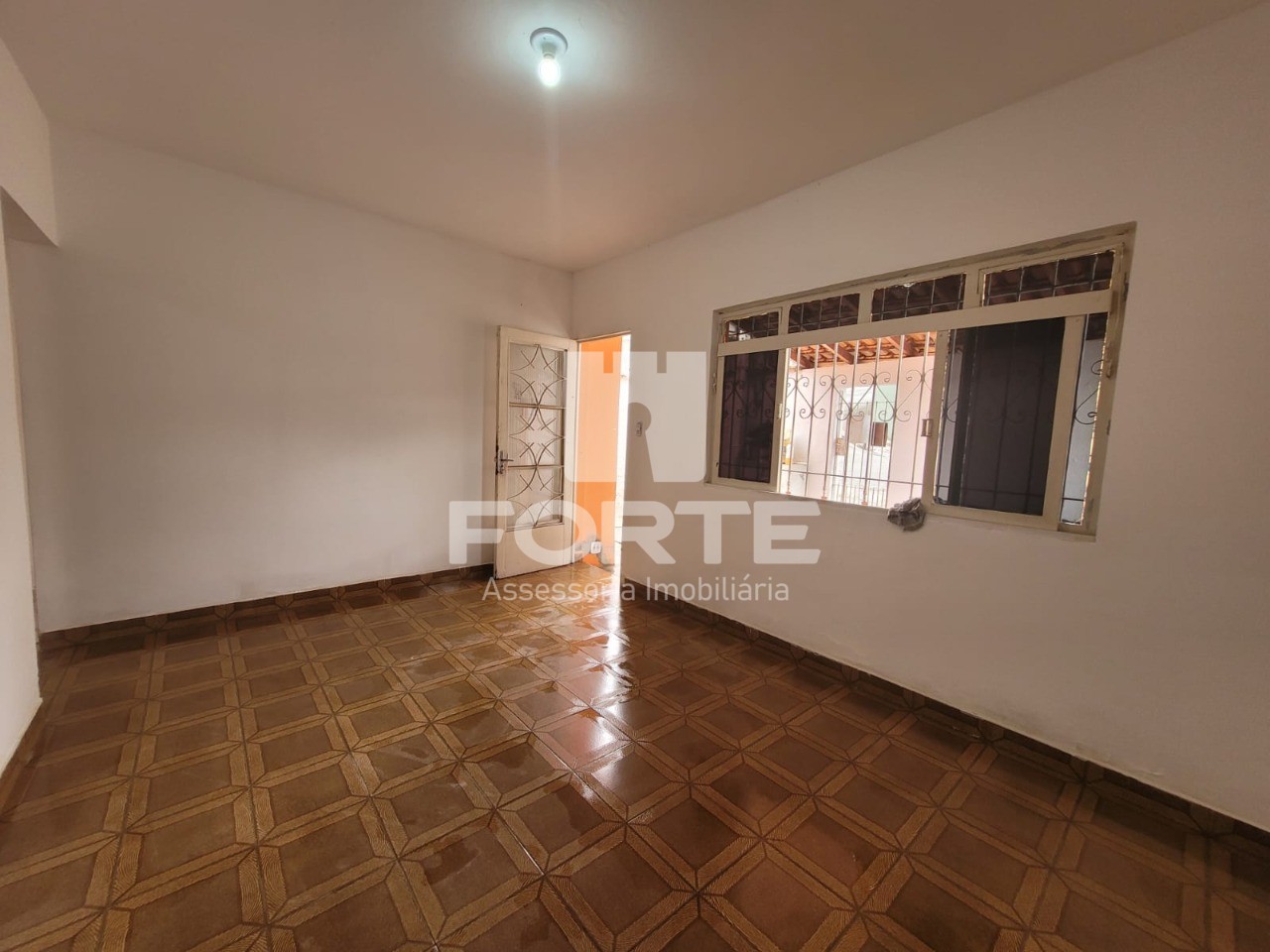 Casa à venda com 2 quartos, 125m² - Foto 3