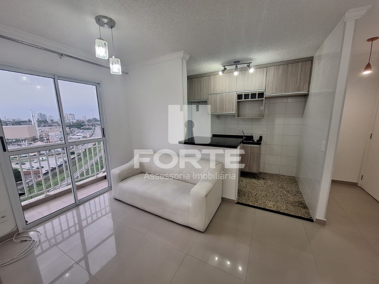 Apartamento para alugar com 2 quartos, 50m² - Foto 2