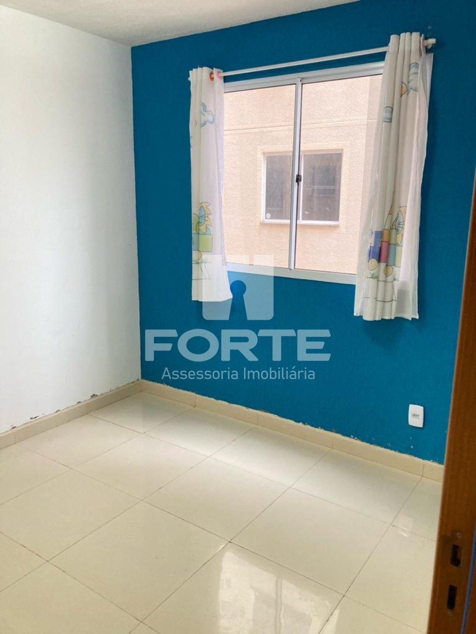 Apartamento para alugar com 2 quartos, 65m² - Foto 4