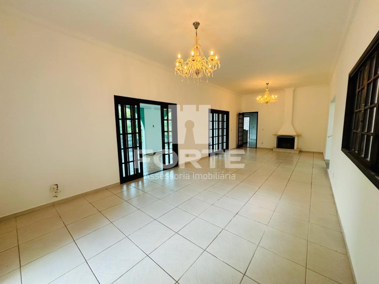 Casa à venda com 4 quartos, 1400m² - Foto 8