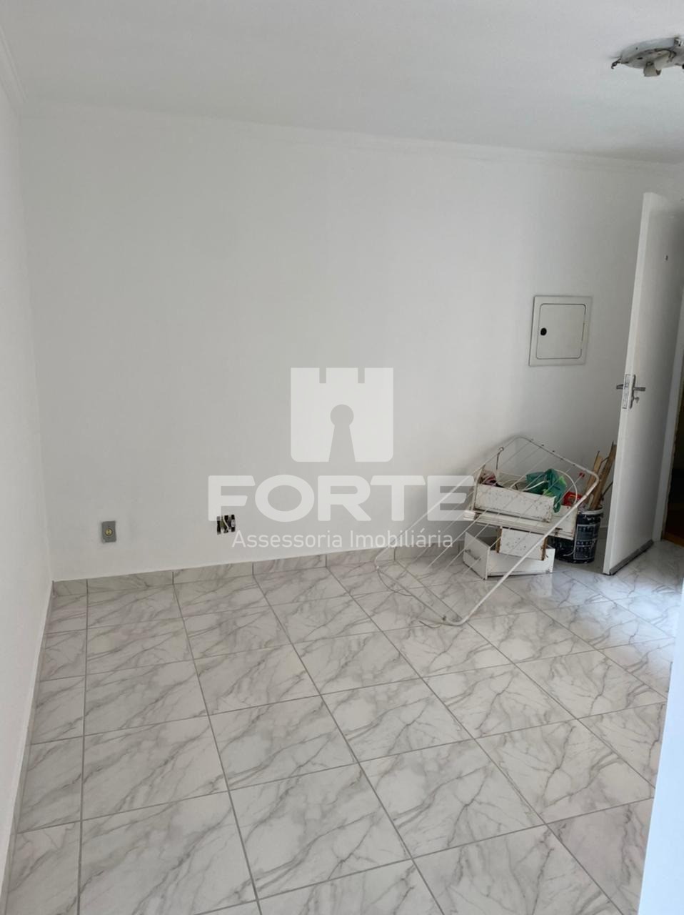 Apartamento à venda com 2 quartos, 48m² - Foto 4