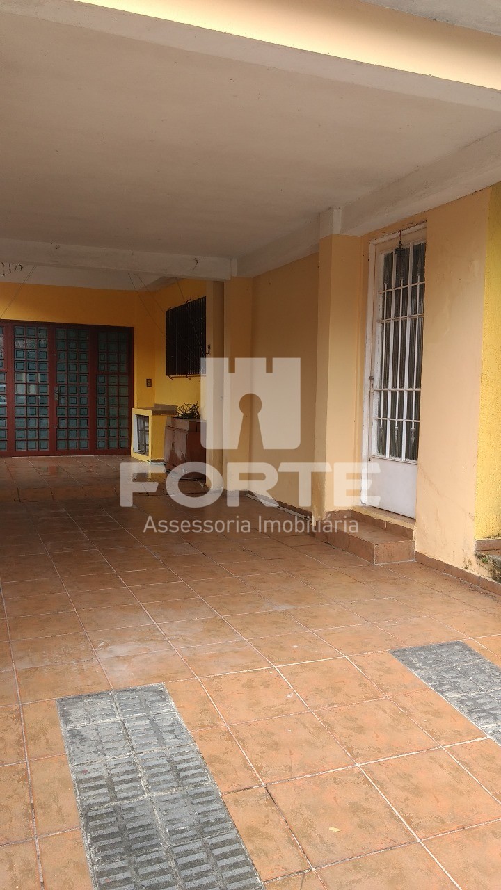 Casa à venda com 4 quartos, 250m² - Foto 20