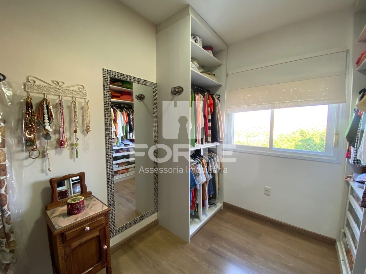 Apartamento à venda com 3 quartos, 5000m² - Foto 4