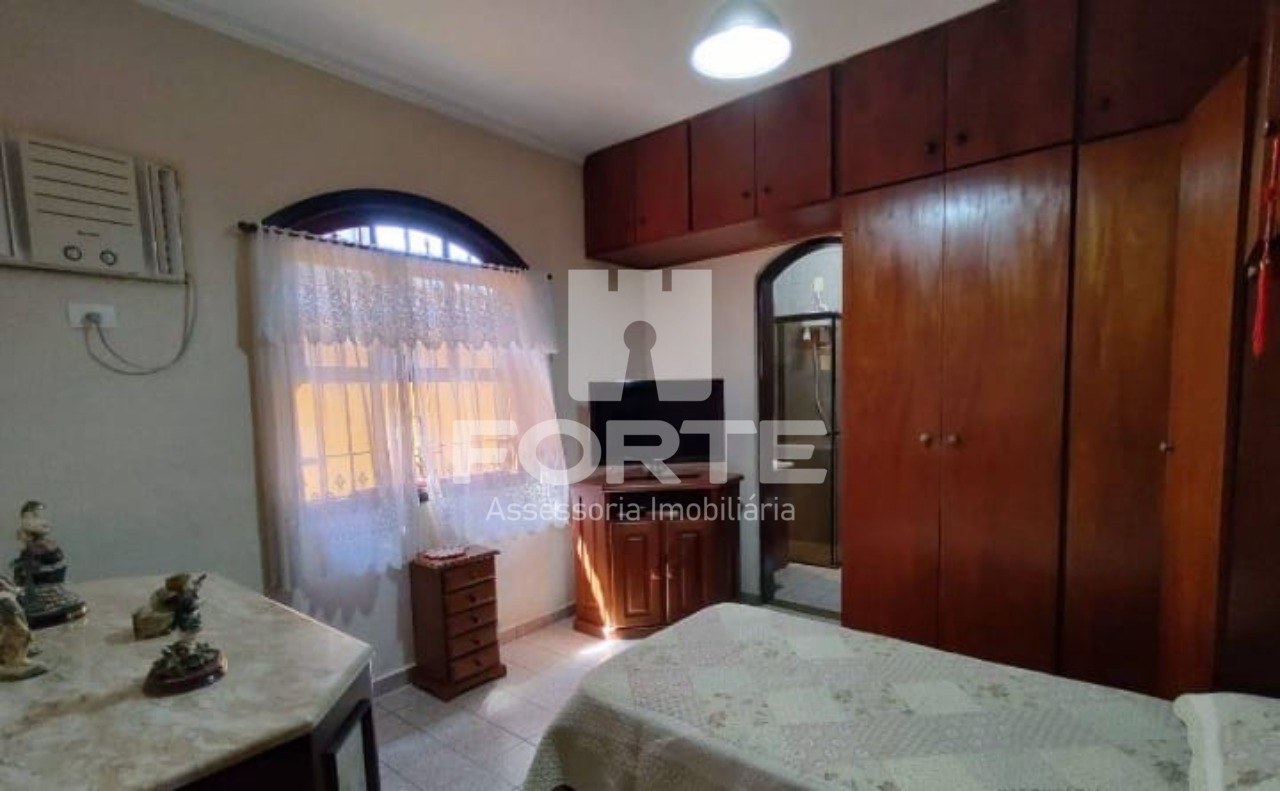 Casa à venda com 3 quartos, 189m² - Foto 14