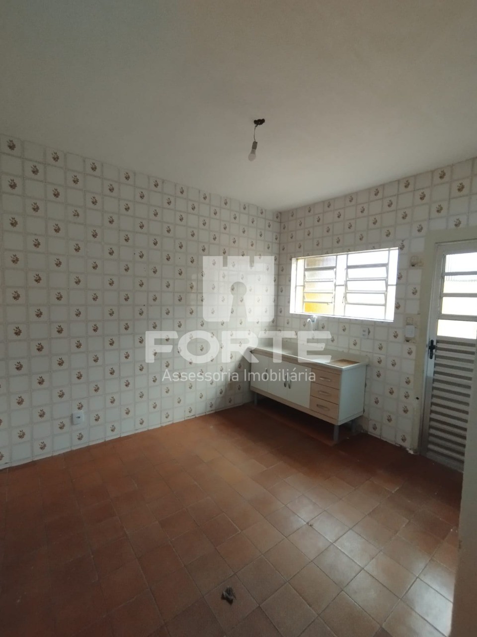 Casa à venda com 2 quartos, 150m² - Foto 12