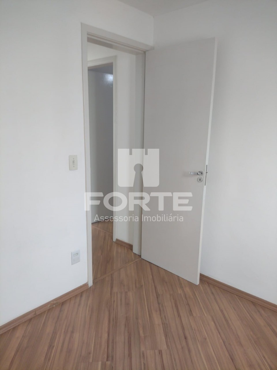 Apartamento à venda com 2 quartos, 52m² - Foto 13