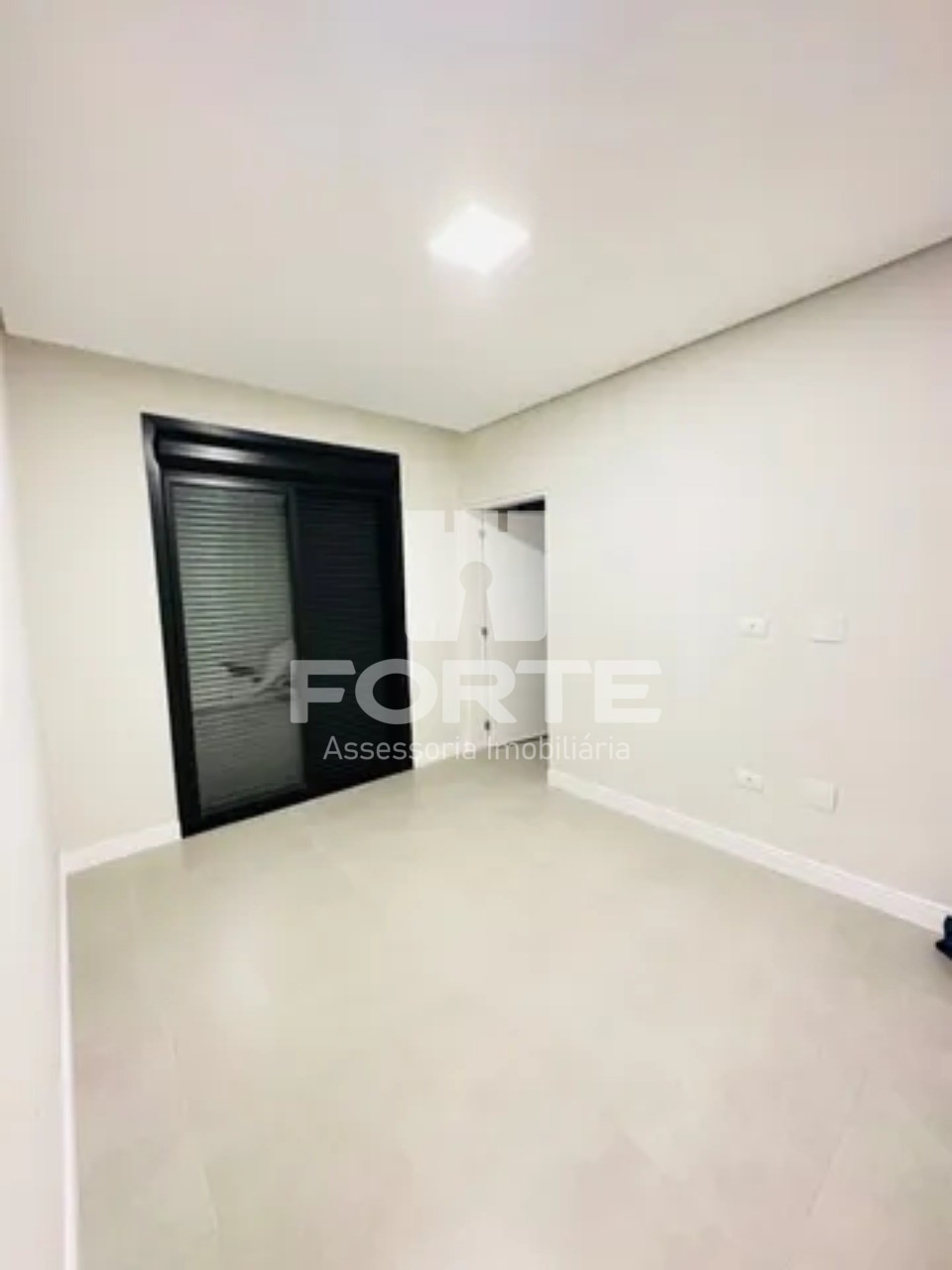 Casa à venda com 4 quartos, 258m² - Foto 10