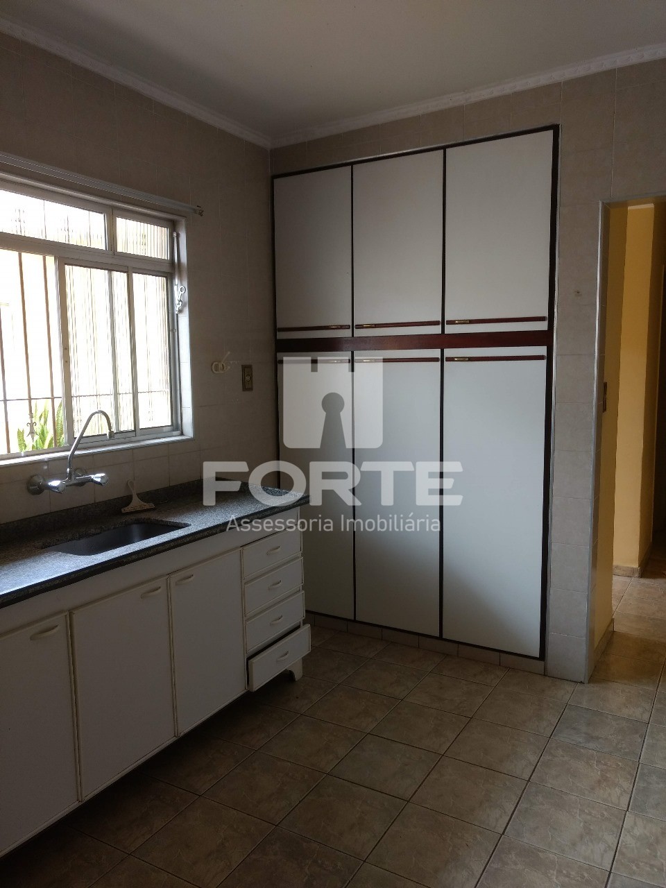 Casa à venda com 4 quartos, 250m² - Foto 19