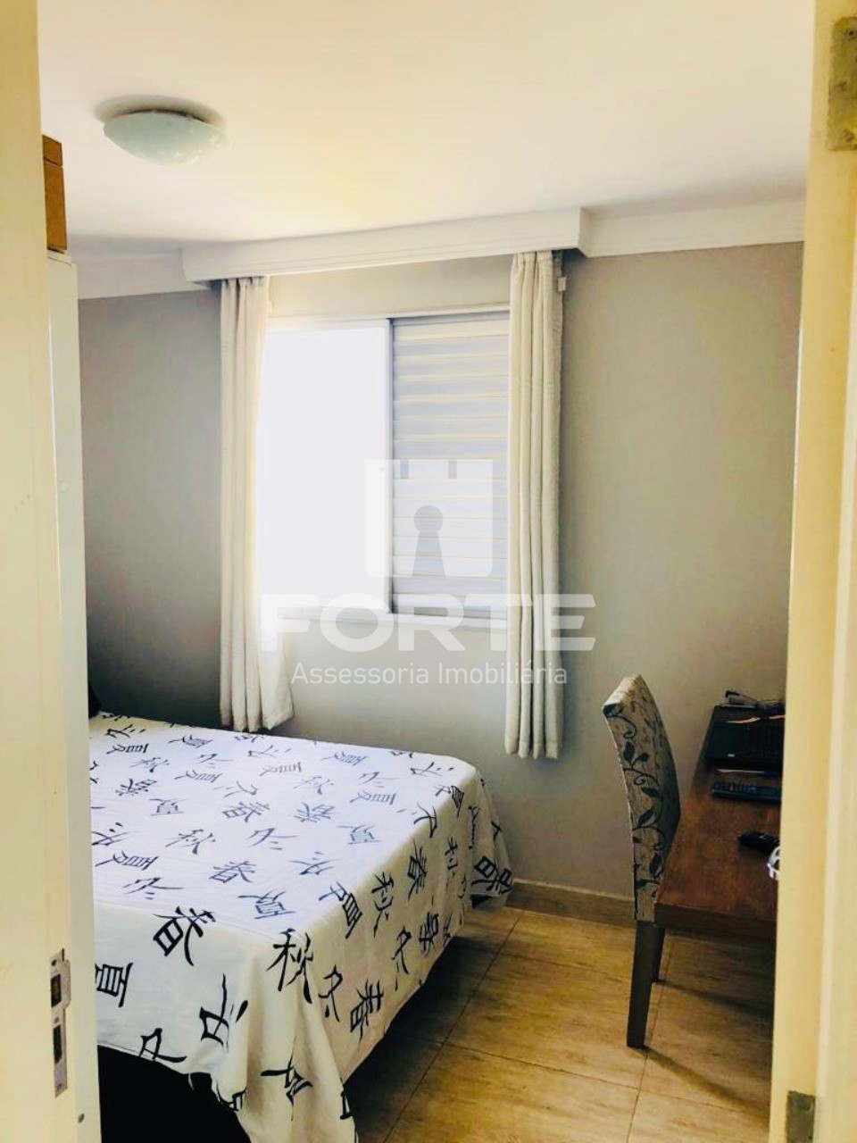 Apartamento à venda com 2 quartos, 5200m² - Foto 3