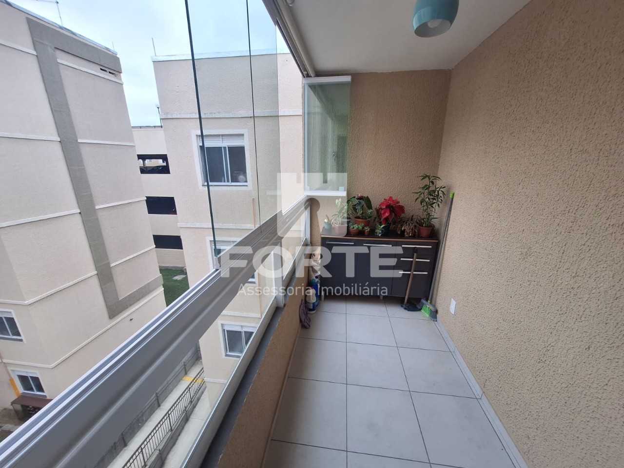 Apartamento à venda com 2 quartos, 44m² - Foto 2