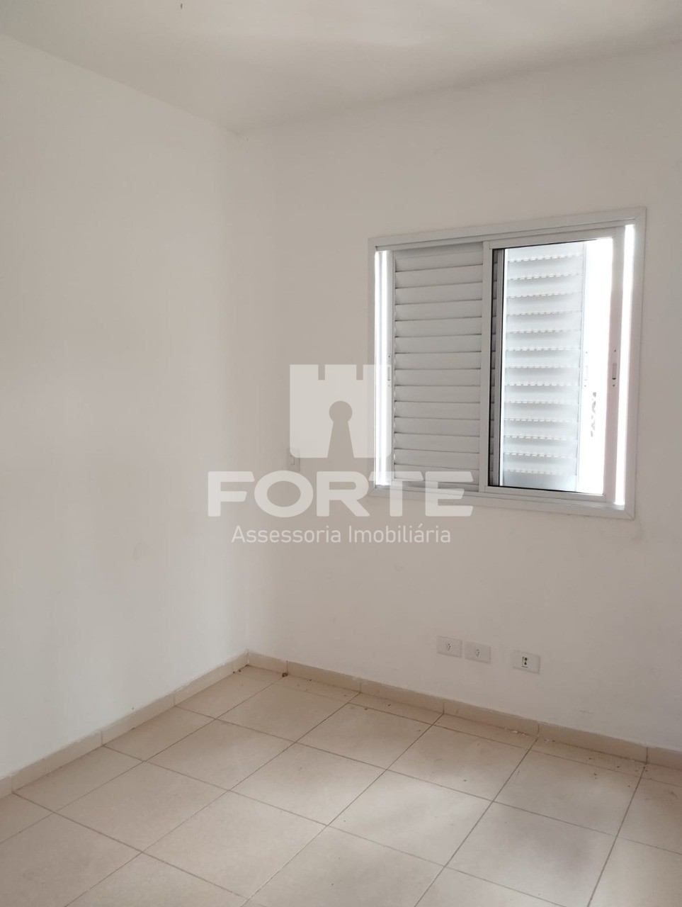 Apartamento à venda com 2 quartos, 65m² - Foto 3