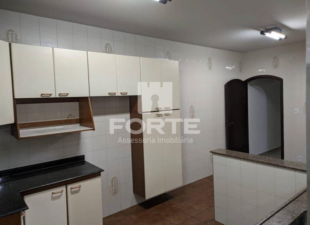 Casa à venda com 3 quartos, 194m² - Foto 6