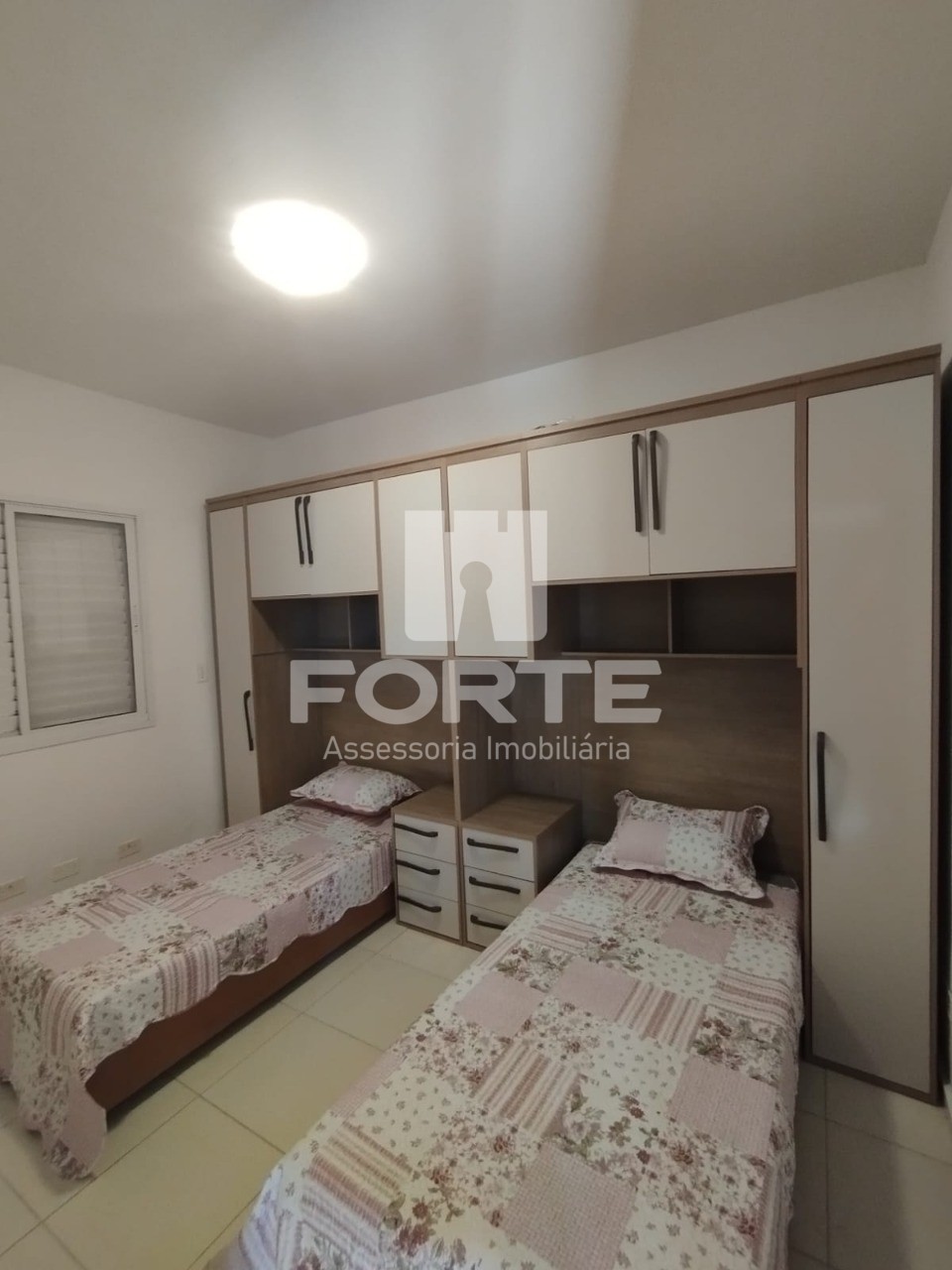 Apartamento à venda com 2 quartos, 500m² - Foto 2