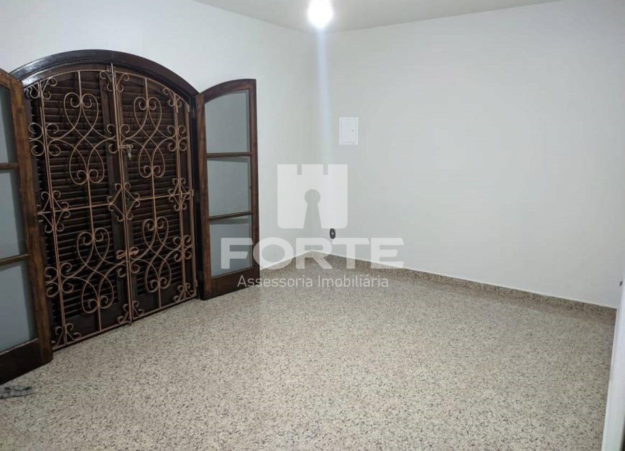 Casa à venda com 3 quartos, 194m² - Foto 14