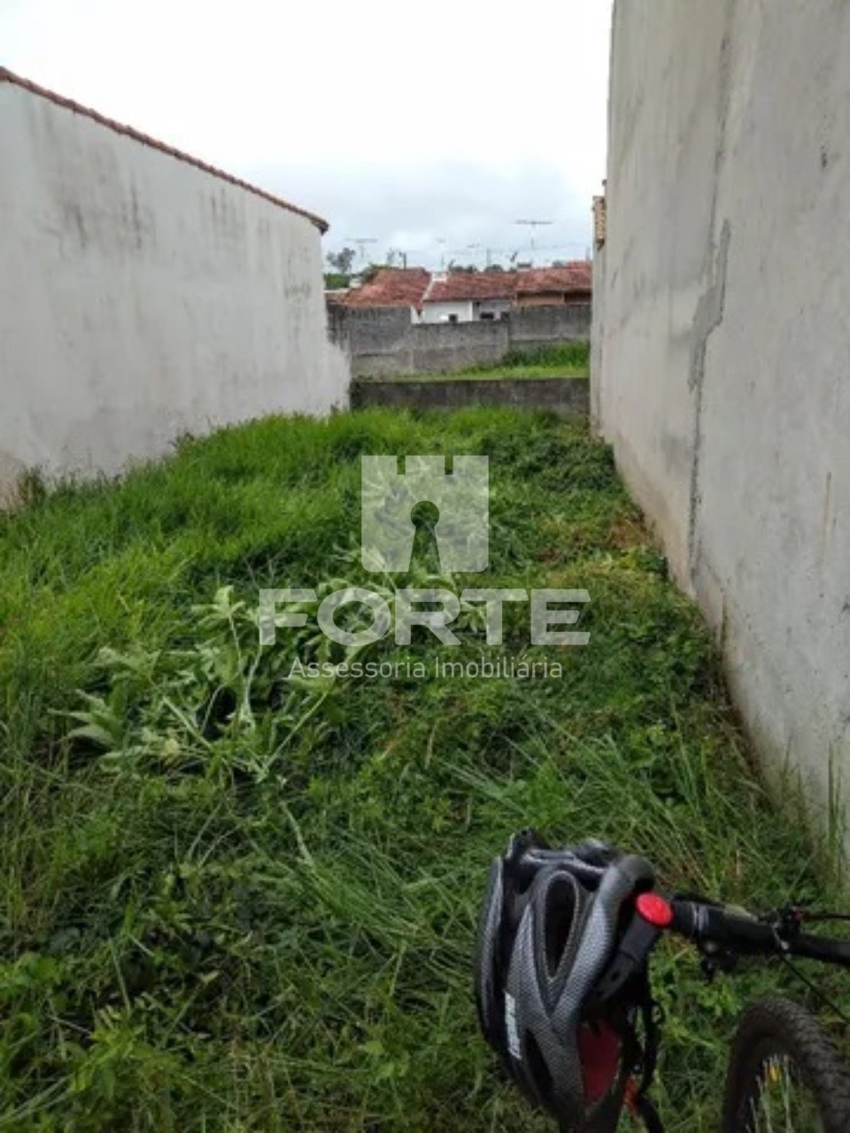 Terreno à venda, 138m² - Foto 1