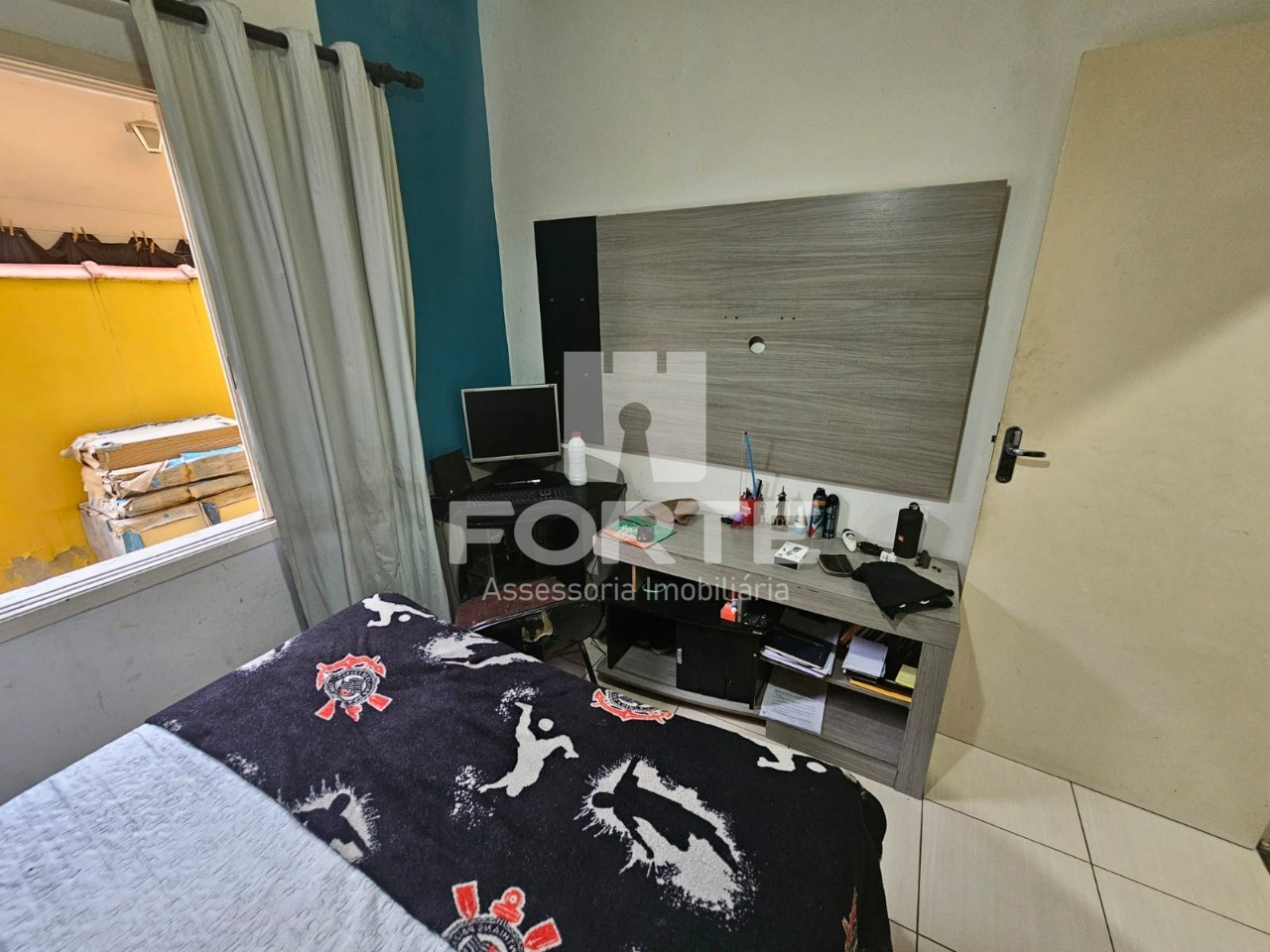 Casa à venda com 4 quartos, 210m² - Foto 4