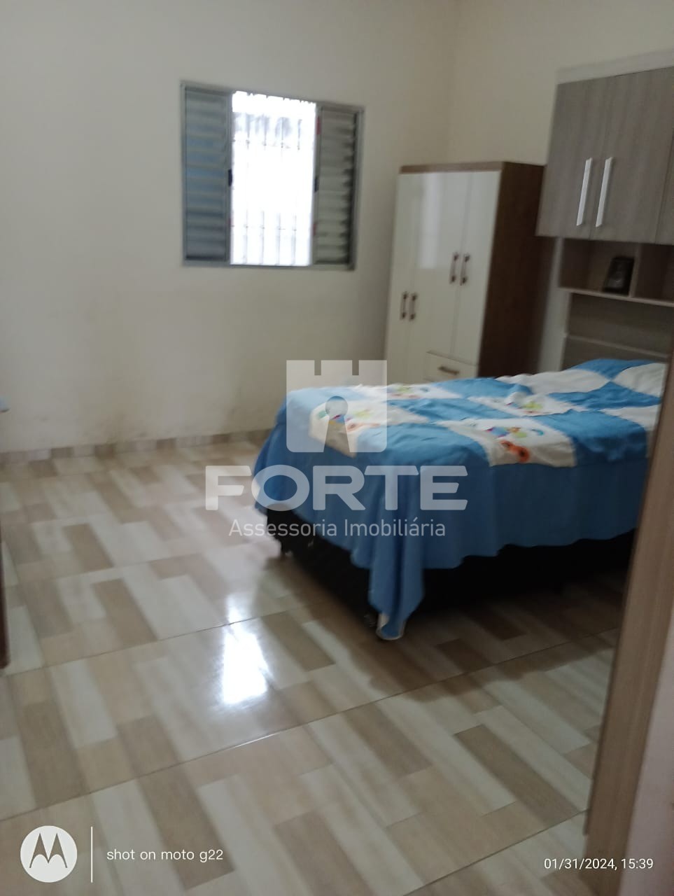 Casa à venda com 3 quartos, 100m² - Foto 4