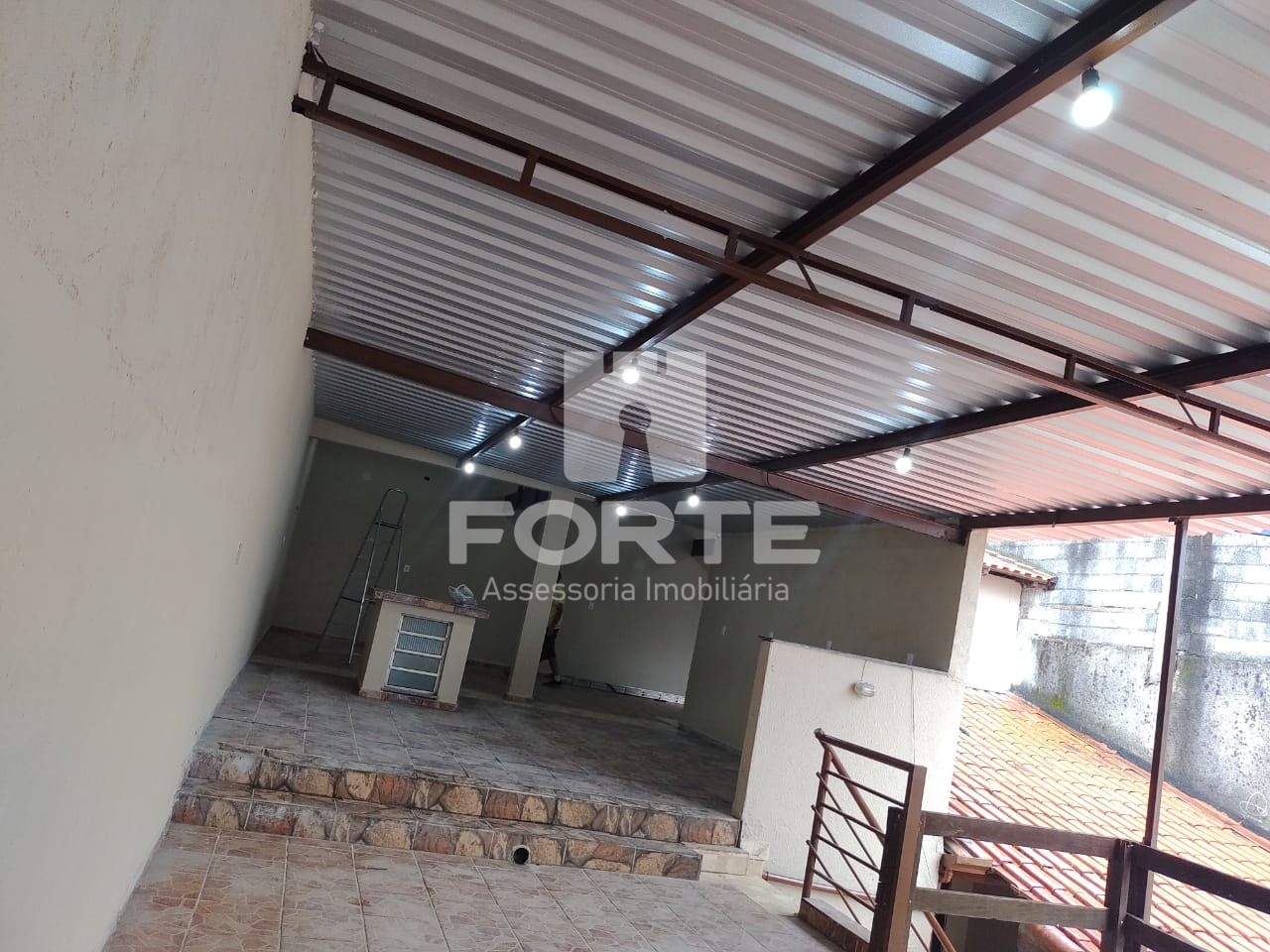 Casa à venda com 4 quartos, 320m² - Foto 44