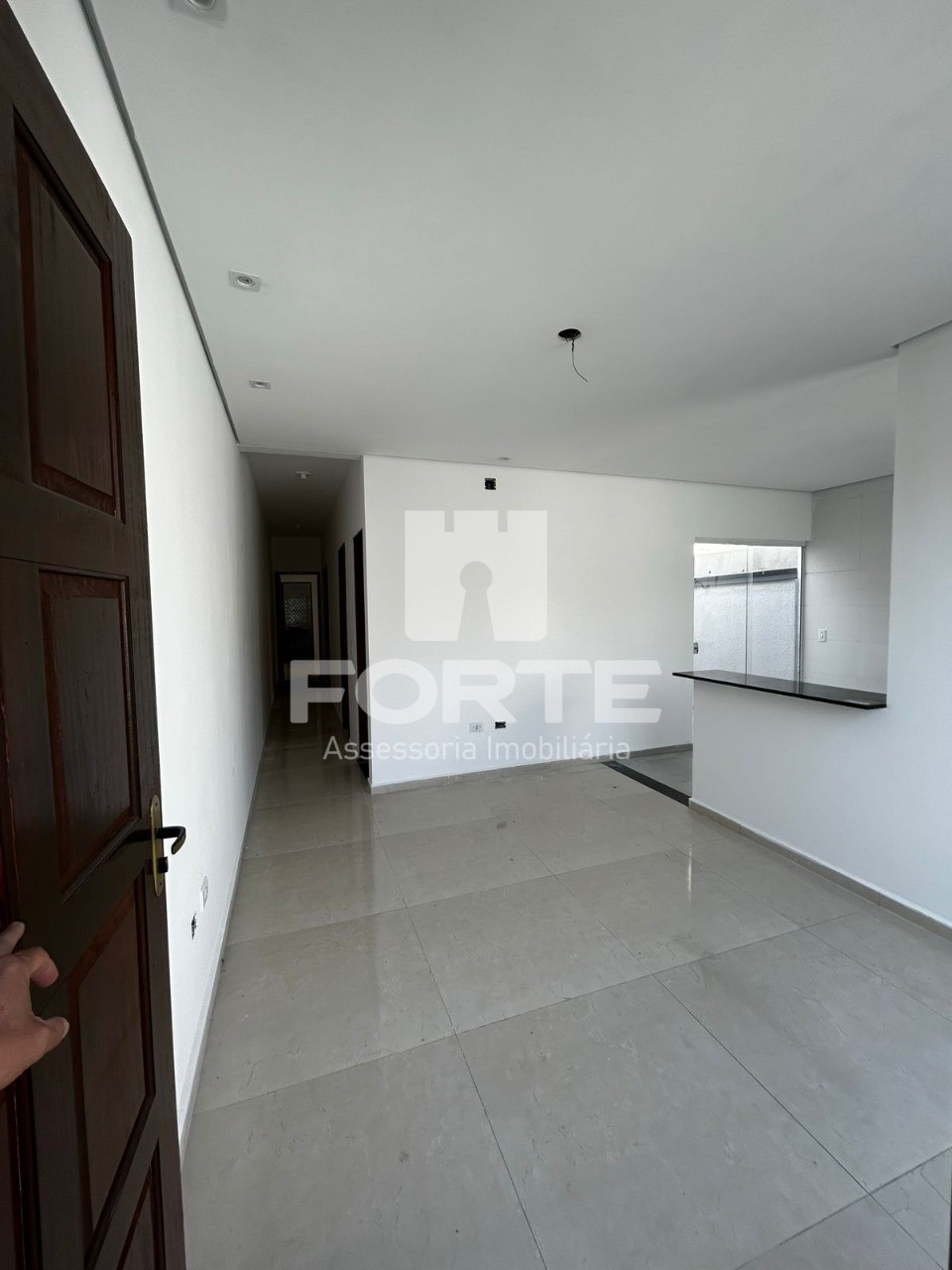 Casa à venda com 3 quartos, 150m² - Foto 3