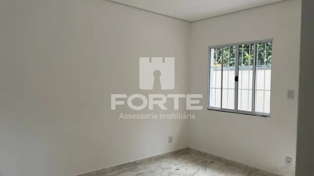 Casa à venda com 2 quartos, 50m² - Foto 5