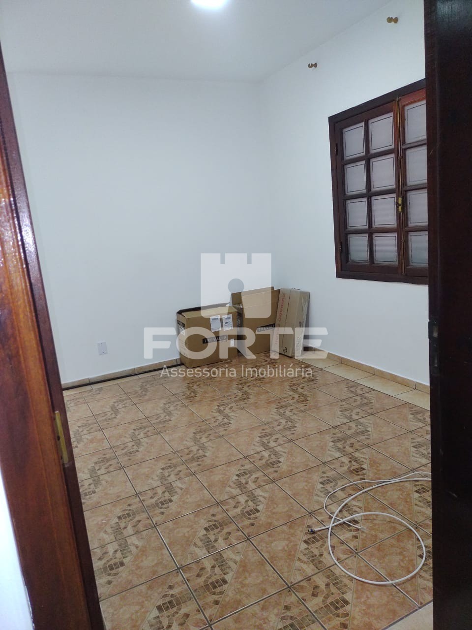 Casa à venda com 4 quartos, 320m² - Foto 37