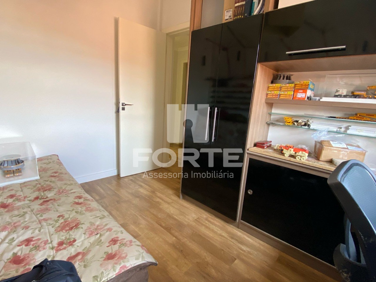 Apartamento à venda com 3 quartos, 90m² - Foto 15