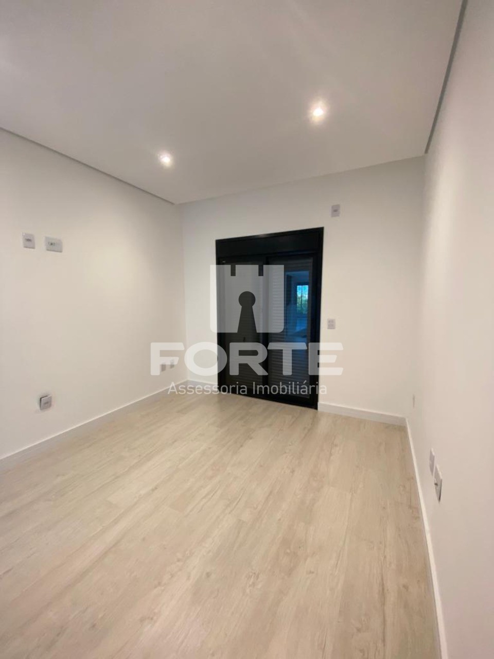 Casa à venda com 3 quartos, 200m² - Foto 12