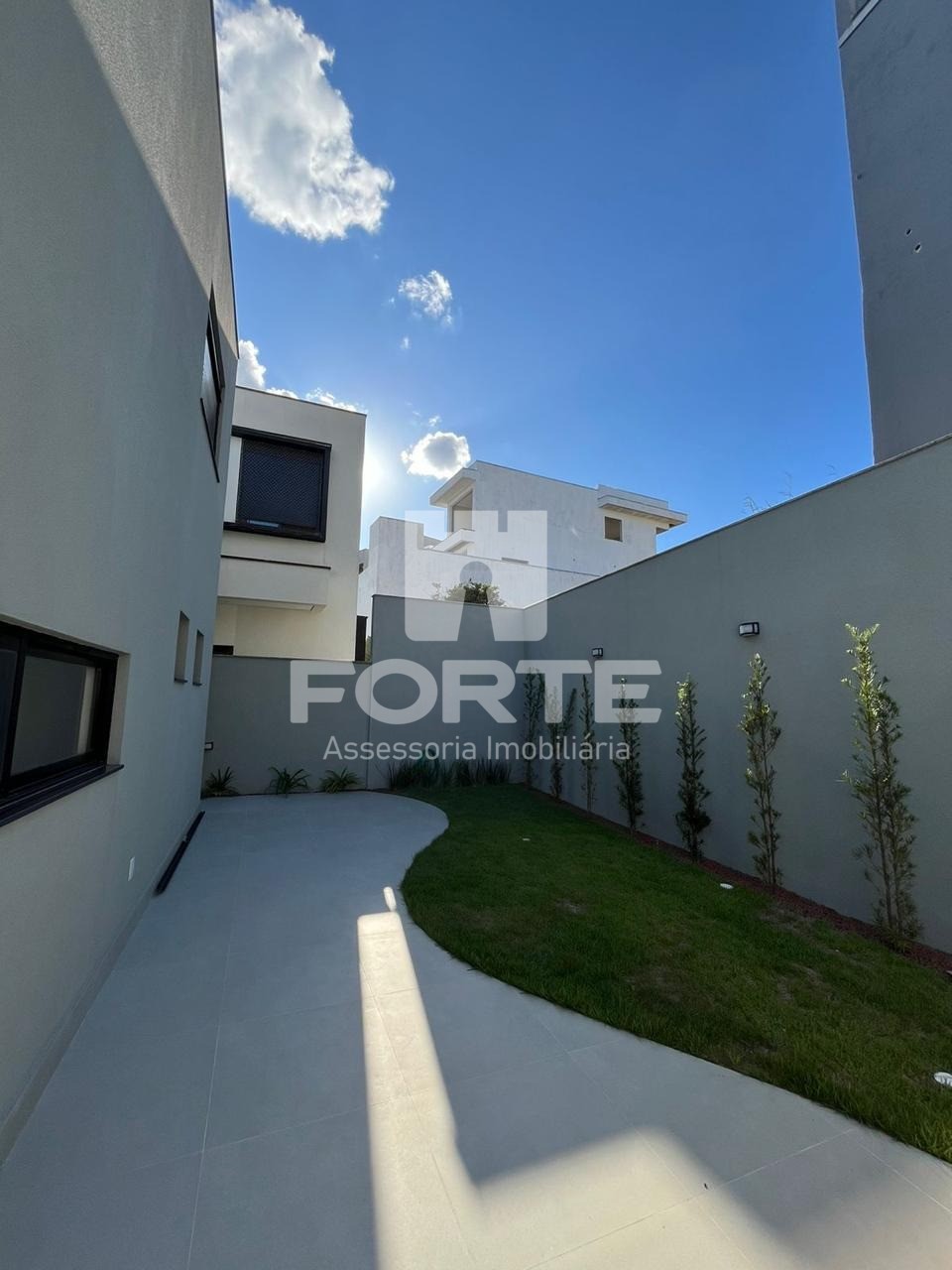 Casa à venda com 3 quartos, 220m² - Foto 36