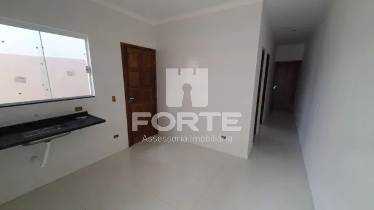 Casa à venda com 2 quartos, 65m² - Foto 2