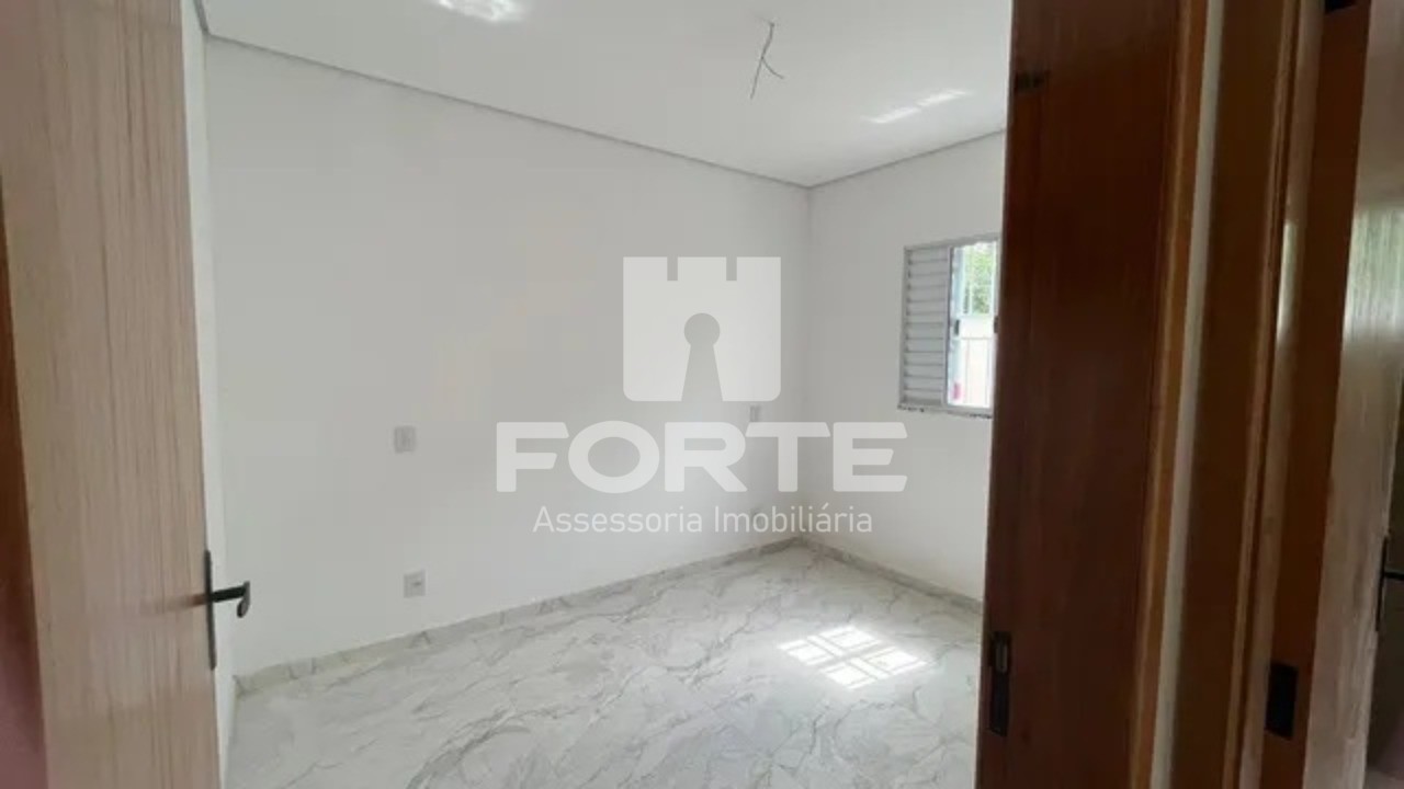 Casa à venda com 2 quartos, 50m² - Foto 9