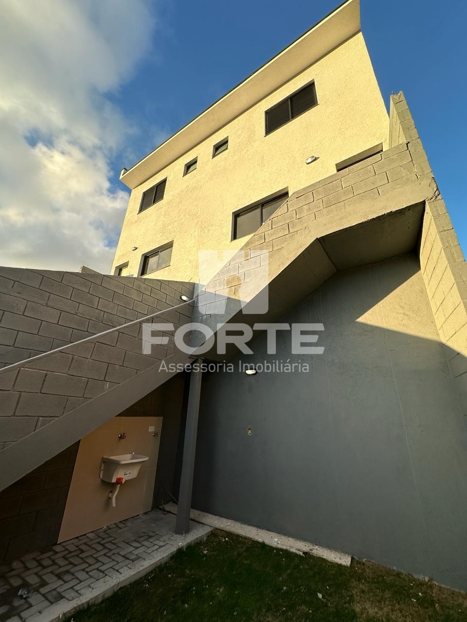 Casa à venda com 2 quartos, 82m² - Foto 23