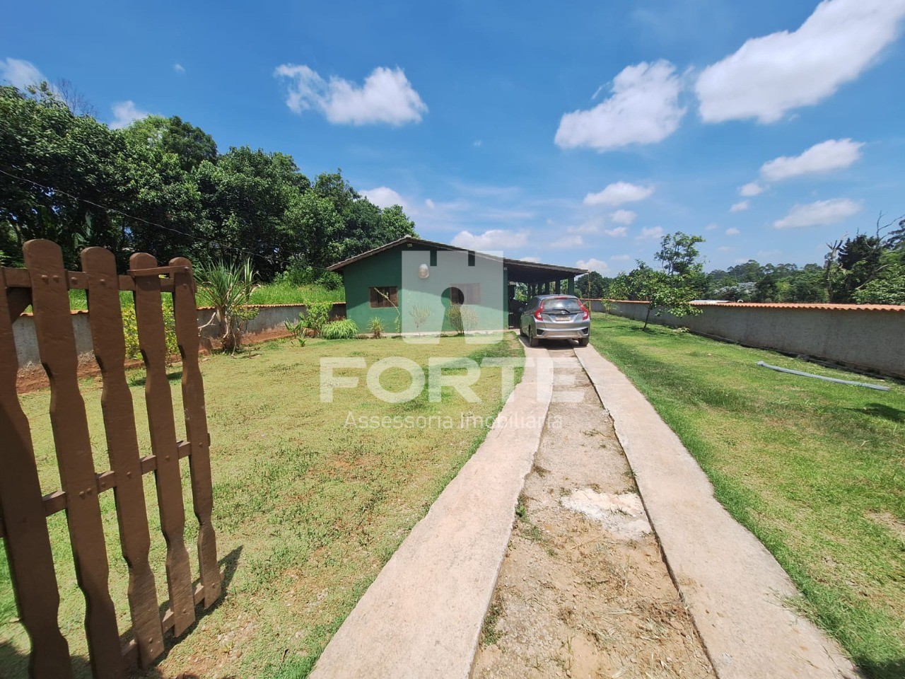 Chácara à venda com 4 quartos, 150m² - Foto 30