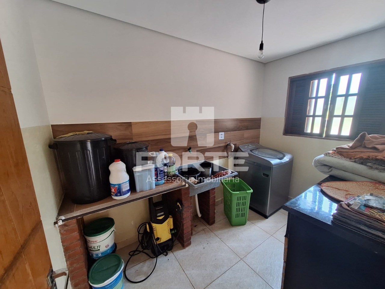 Chácara à venda com 4 quartos, 150m² - Foto 7