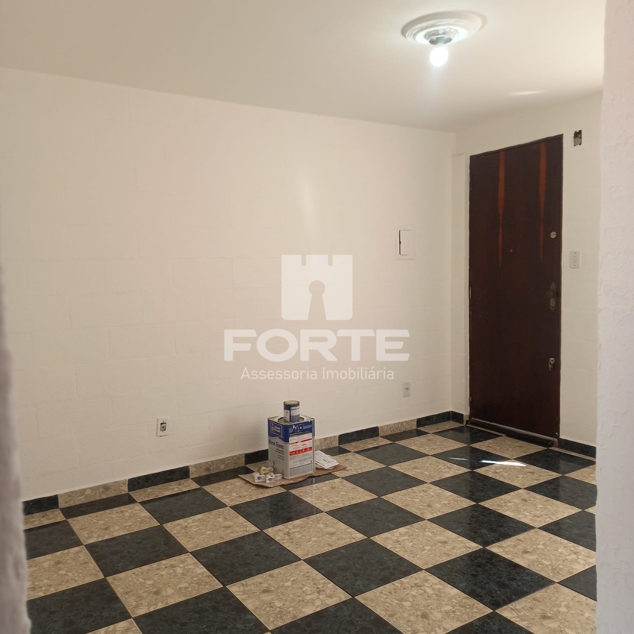 Apartamento à venda com 2 quartos, 43m² - Foto 2