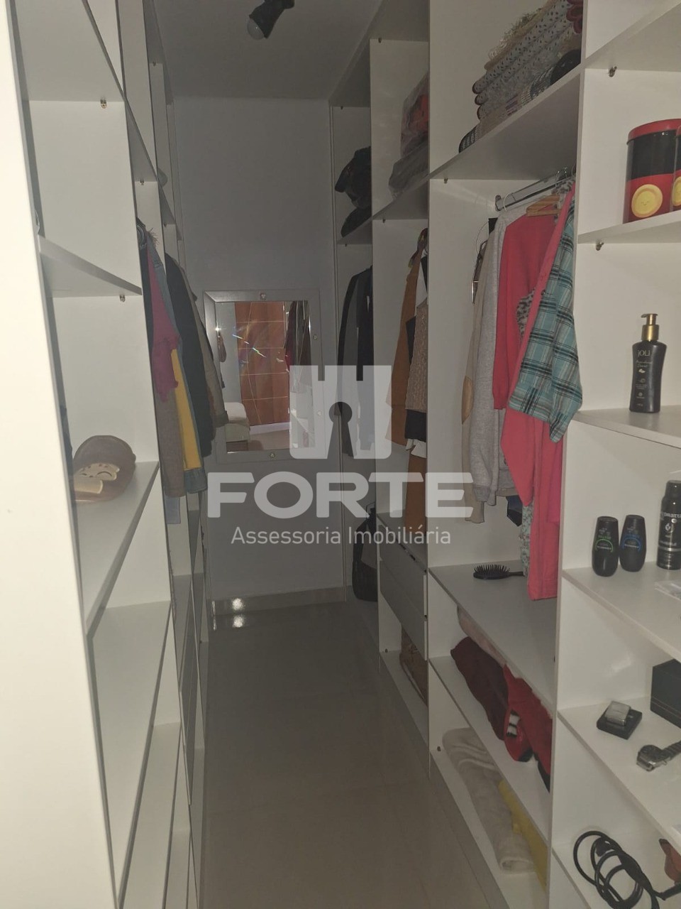 Chácara à venda com 4 quartos, 150m² - Foto 17