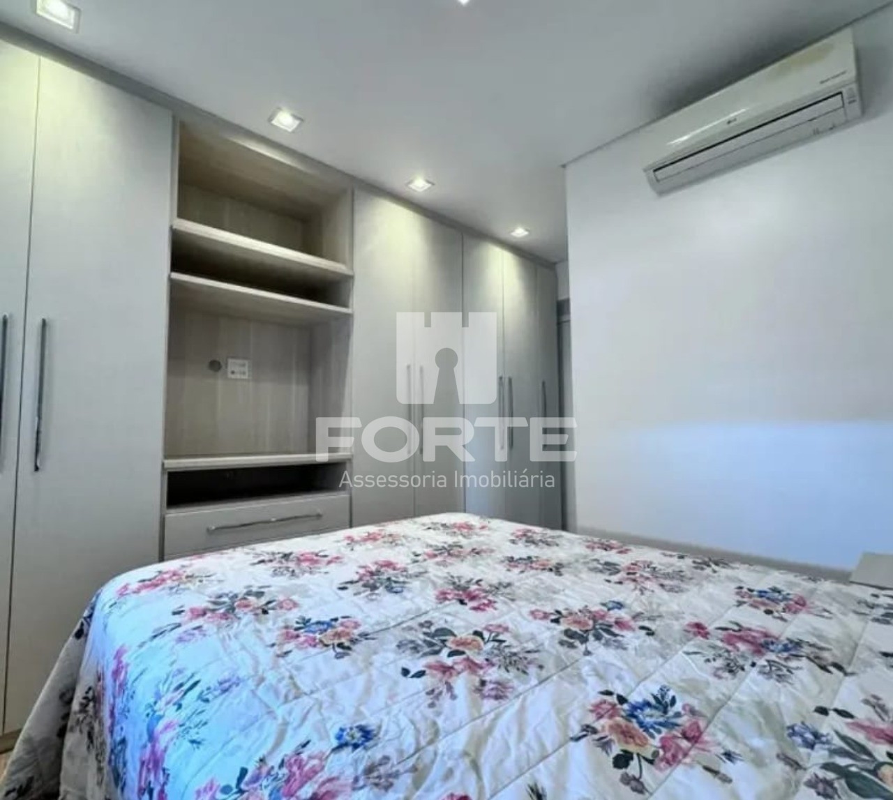 Apartamento à venda com 3 quartos, 103m² - Foto 18