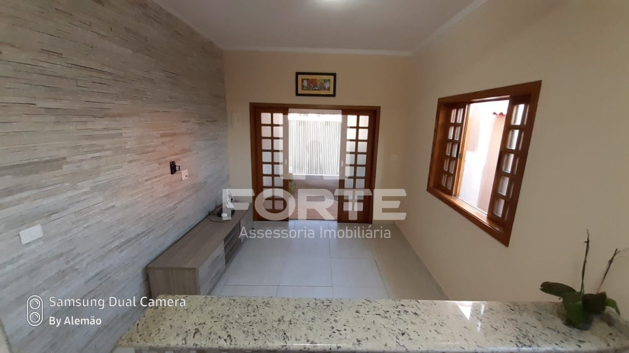 Casa à venda com 2 quartos, 108m² - Foto 4