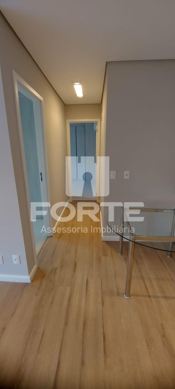 Apartamento à venda com 2 quartos, 72m² - Foto 5