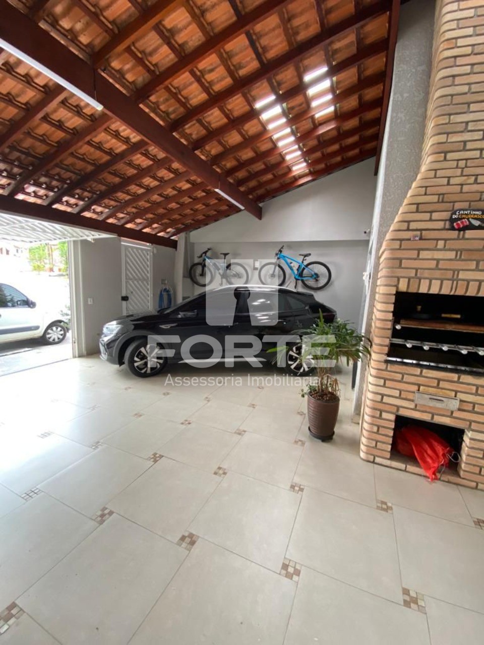 Casa à venda com 3 quartos, 165m² - Foto 7