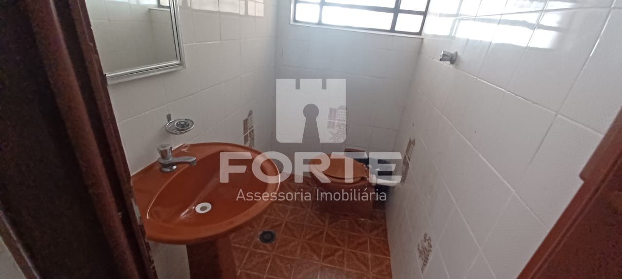 Casa à venda com 3 quartos, 420m² - Foto 16