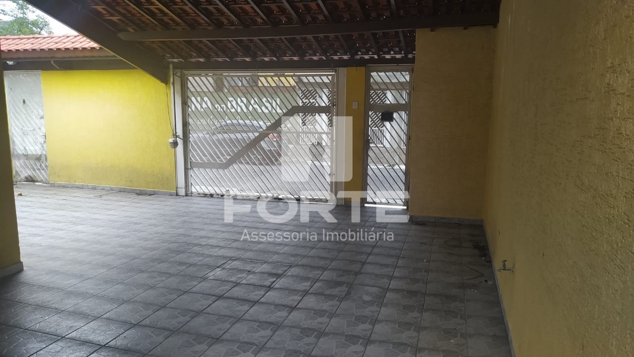 Casa à venda com 3 quartos, 170m² - Foto 3