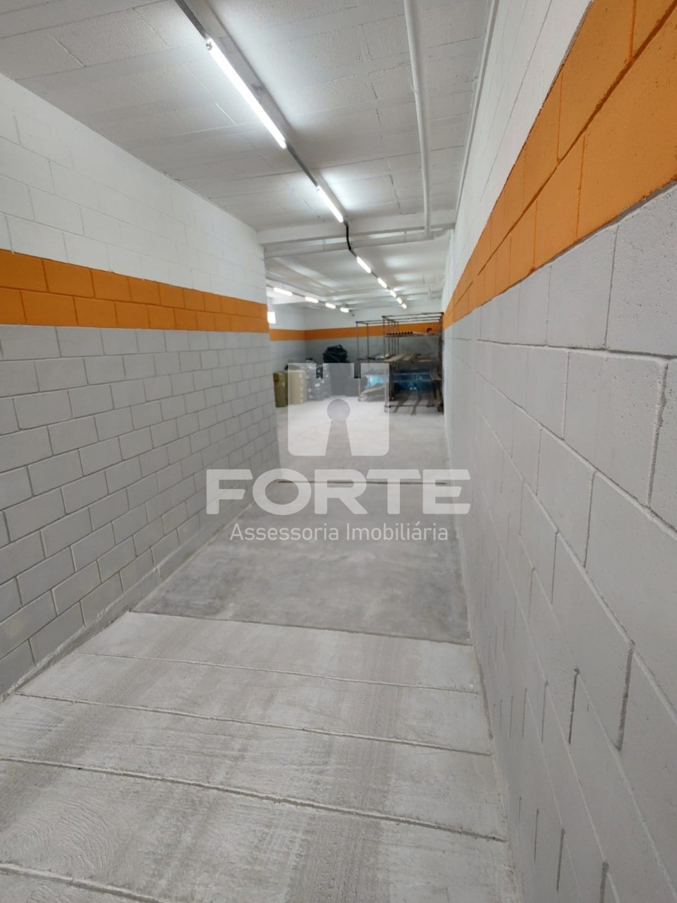 Depósito-Galpão-Armazém à venda e aluguel, 320m² - Foto 12