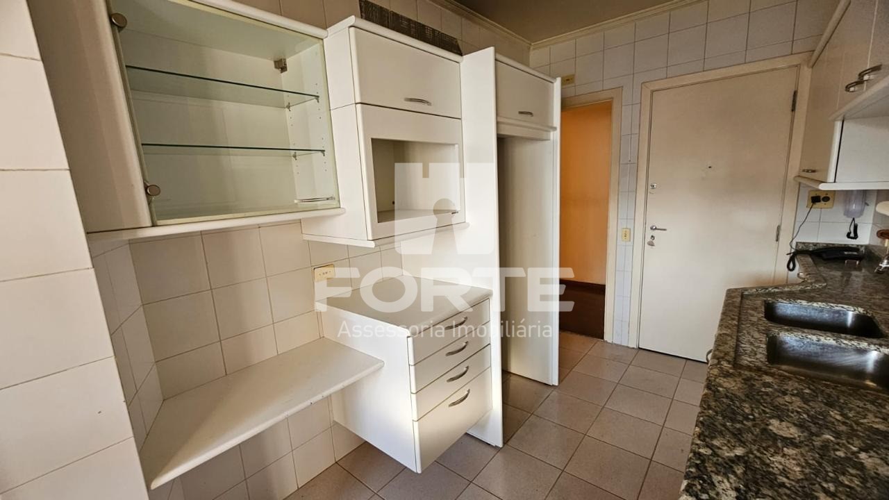 Apartamento à venda com 3 quartos, 100m² - Foto 7