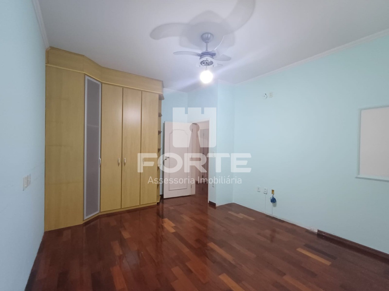 Casa à venda com 7 quartos, 309m² - Foto 65