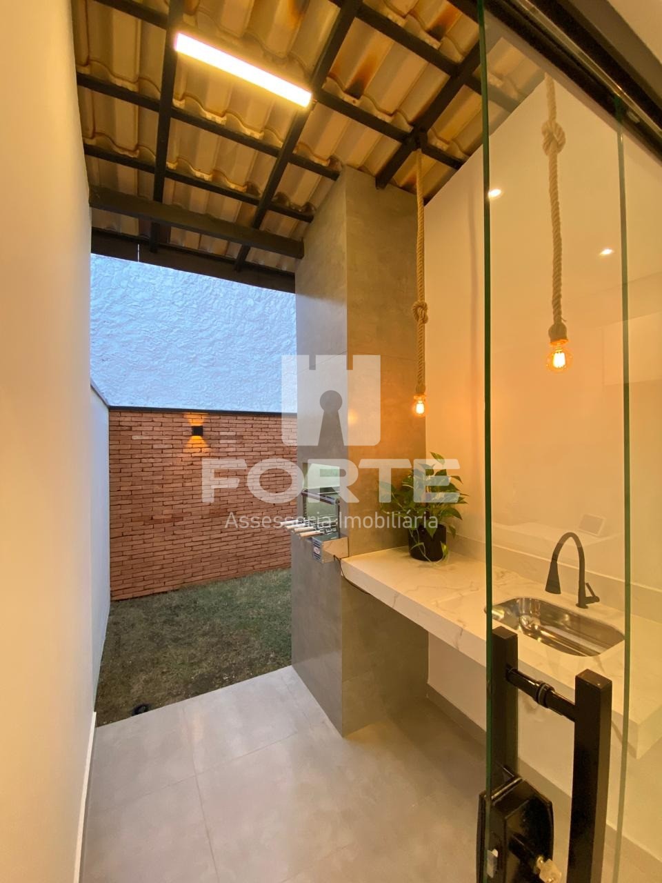 Casa à venda com 2 quartos, 89m² - Foto 17