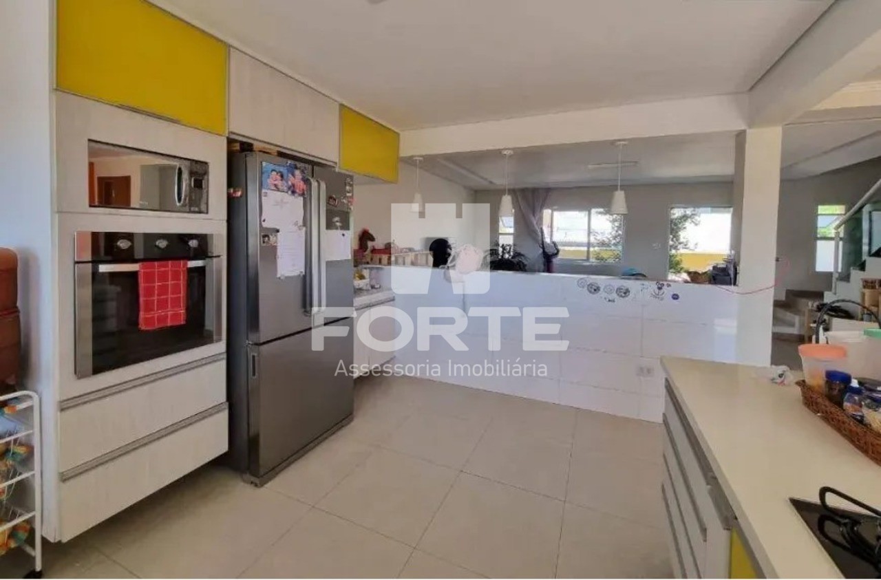 Casa à venda com 3 quartos, 189m² - Foto 9