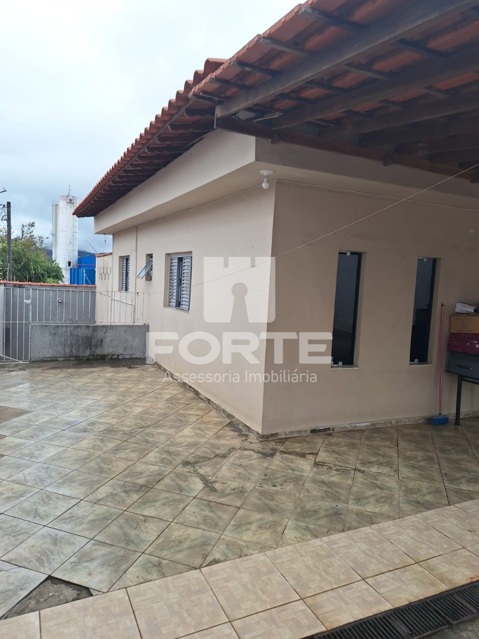 Casa à venda com 4 quartos, 110m² - Foto 14