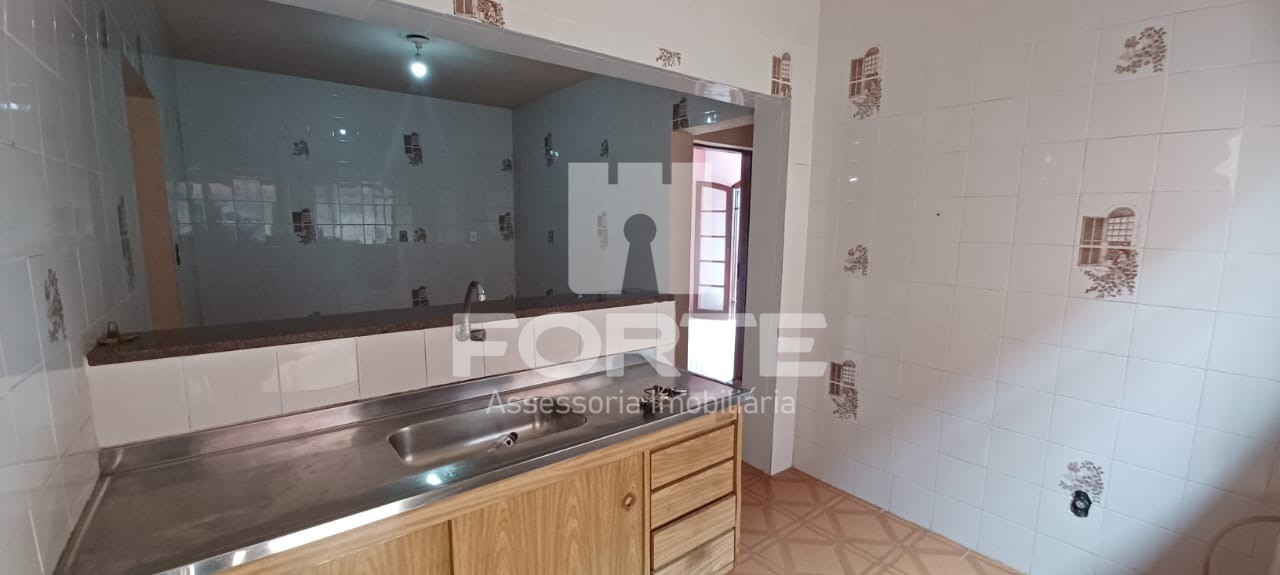 Casa à venda com 3 quartos, 420m² - Foto 7