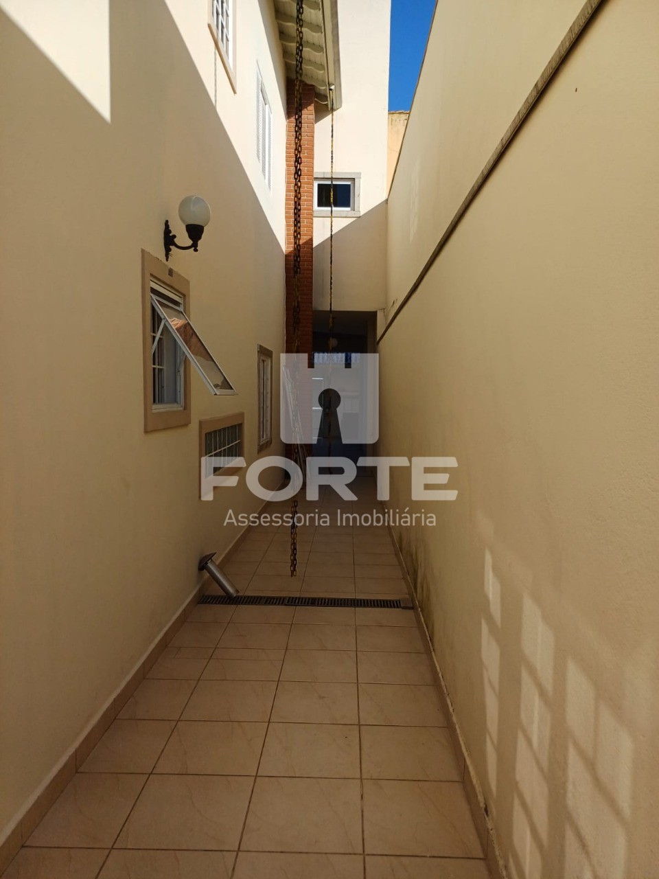 Casa à venda com 7 quartos, 309m² - Foto 16